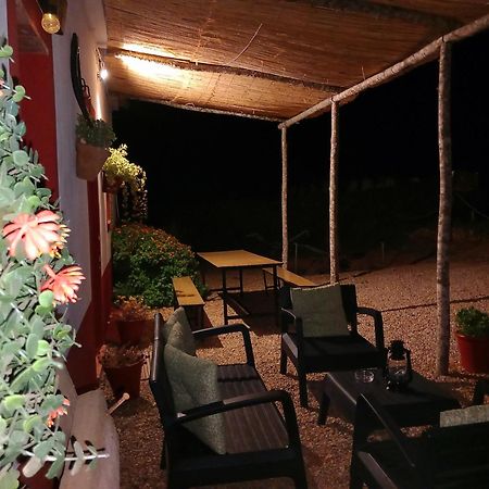 Casa Rural Camino De Los Molinos Y Su Establo La Puebla de los Infantes Exterior foto